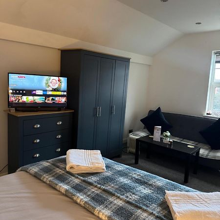 Cosy Countryside Stay- Waters Upton, Telford Esterno foto