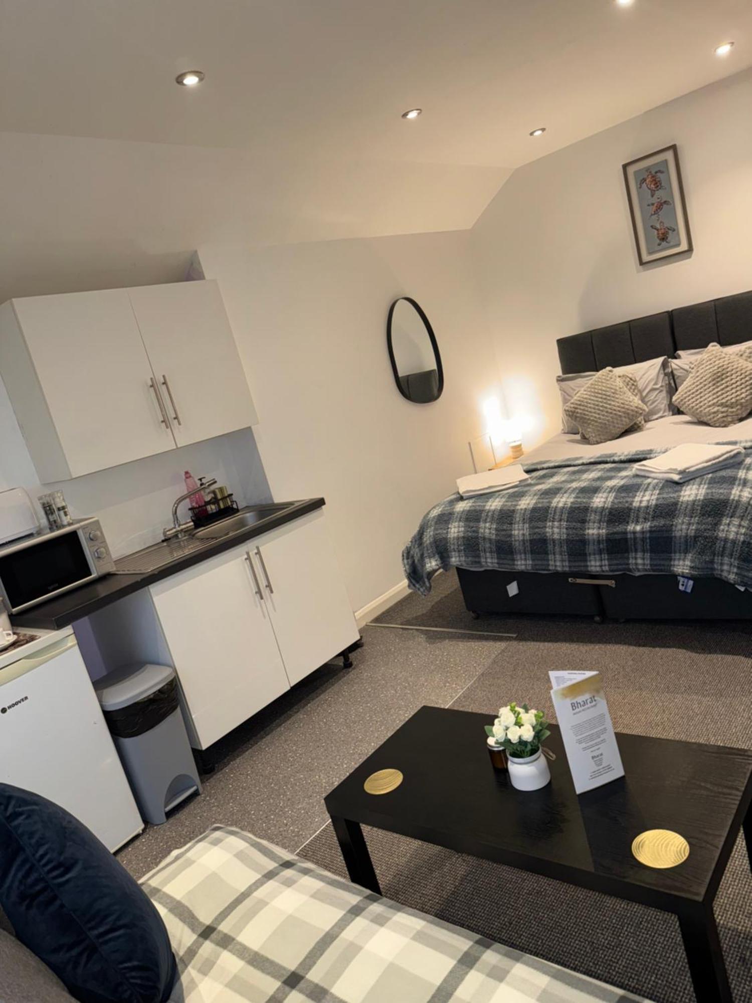 Cosy Countryside Stay- Waters Upton, Telford Esterno foto